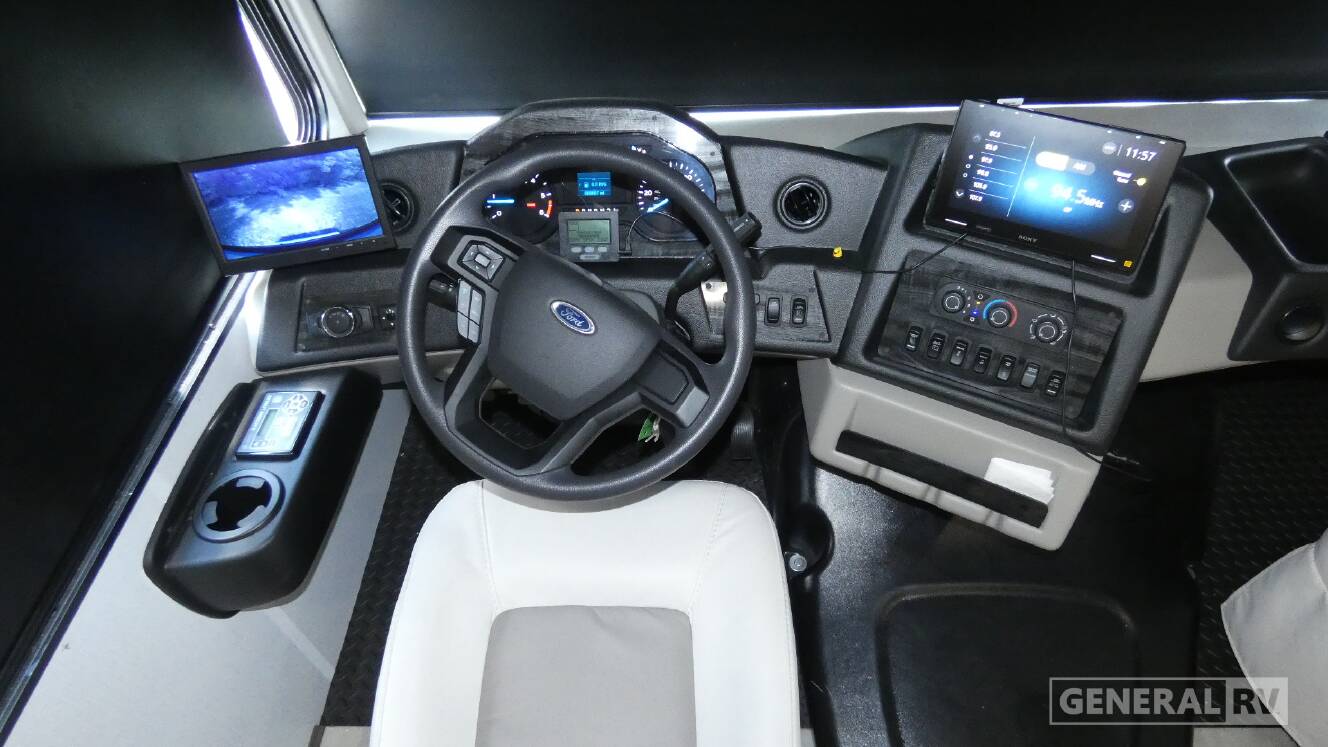 A photo of this 2025 Forest River GEORGETOWN 3 Series 32A3