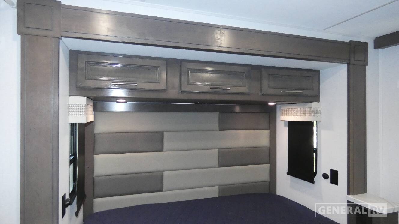 A photo of this 2025 Forest River GEORGETOWN 3 Series 32A3