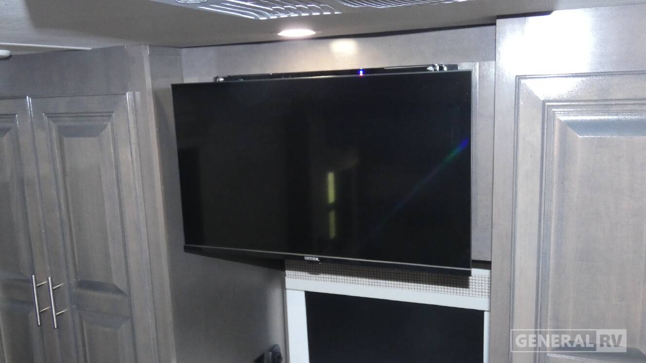 A photo of this 2025 Forest River GEORGETOWN 3 Series 32A3