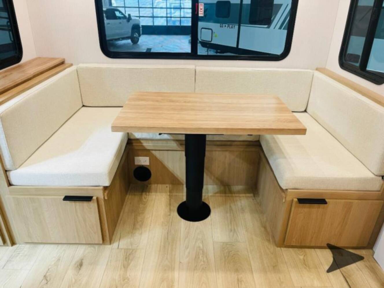 A photo of this 2026 Winnebago Thrive 25RLS