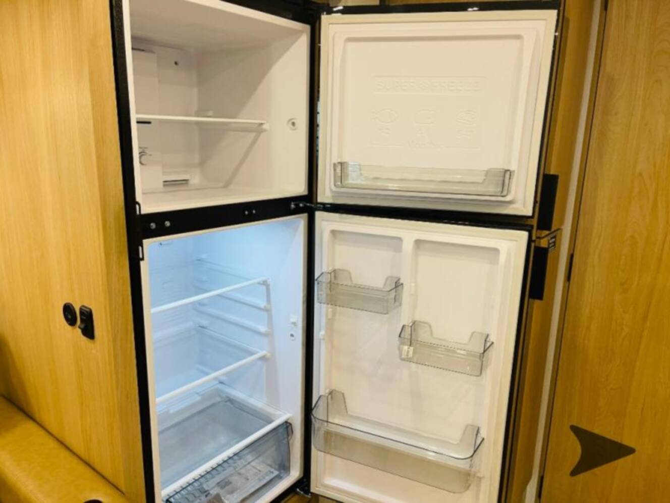 A photo of this 2026 Winnebago Thrive 25RLS