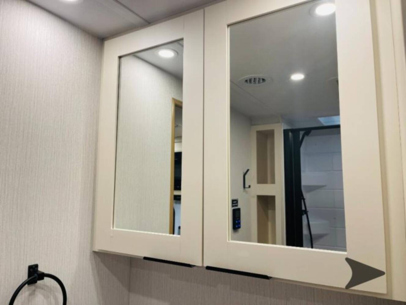 A photo of this 2026 Winnebago Thrive 25RLS
