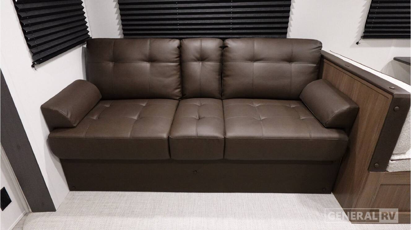 A photo of this 2027 Prime Time Rv AVENGER 28QBS