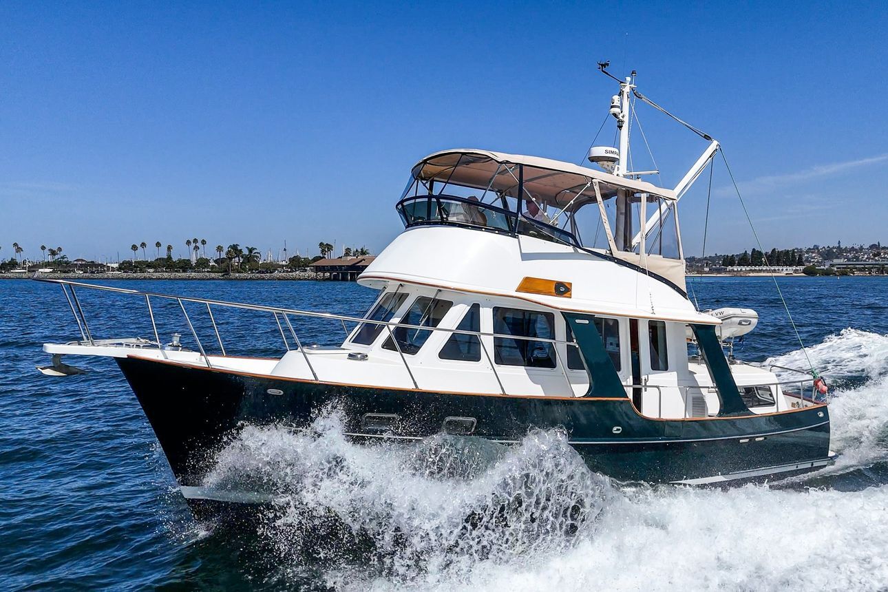 2003 Pacific Seacraft 38T FAST TRAWLER in san diego CA