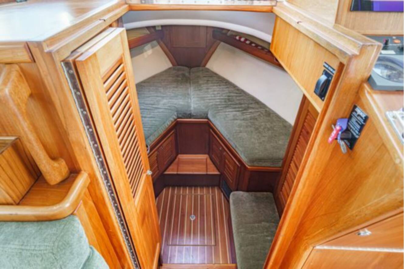 A photo of this 2003 Pacific Seacraft 38T FAST TRAWLER