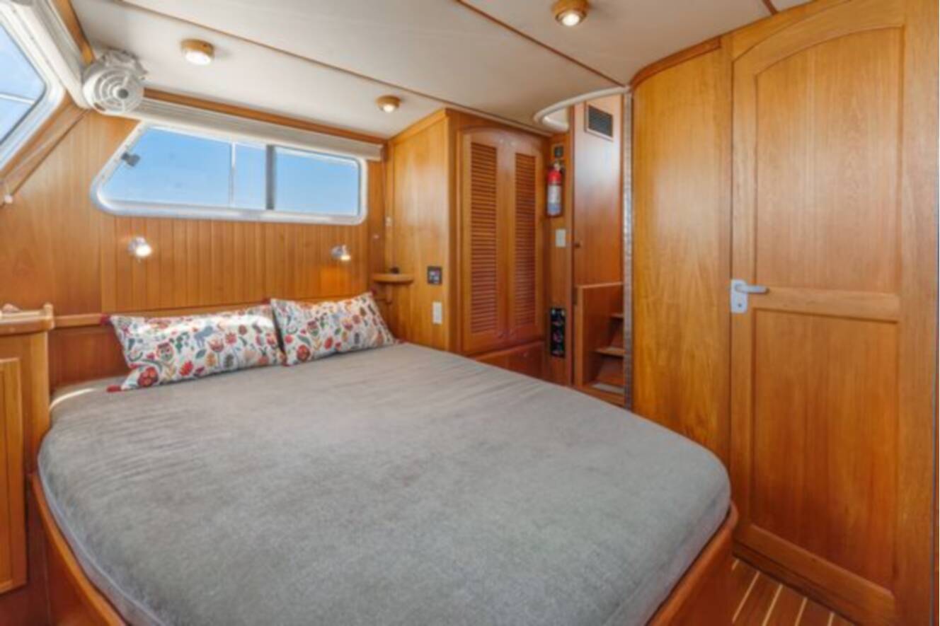 A photo of this 2003 Pacific Seacraft 38T FAST TRAWLER