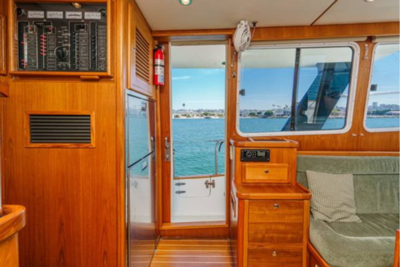 A photo of this 2003 Pacific Seacraft 38T FAST TRAWLER