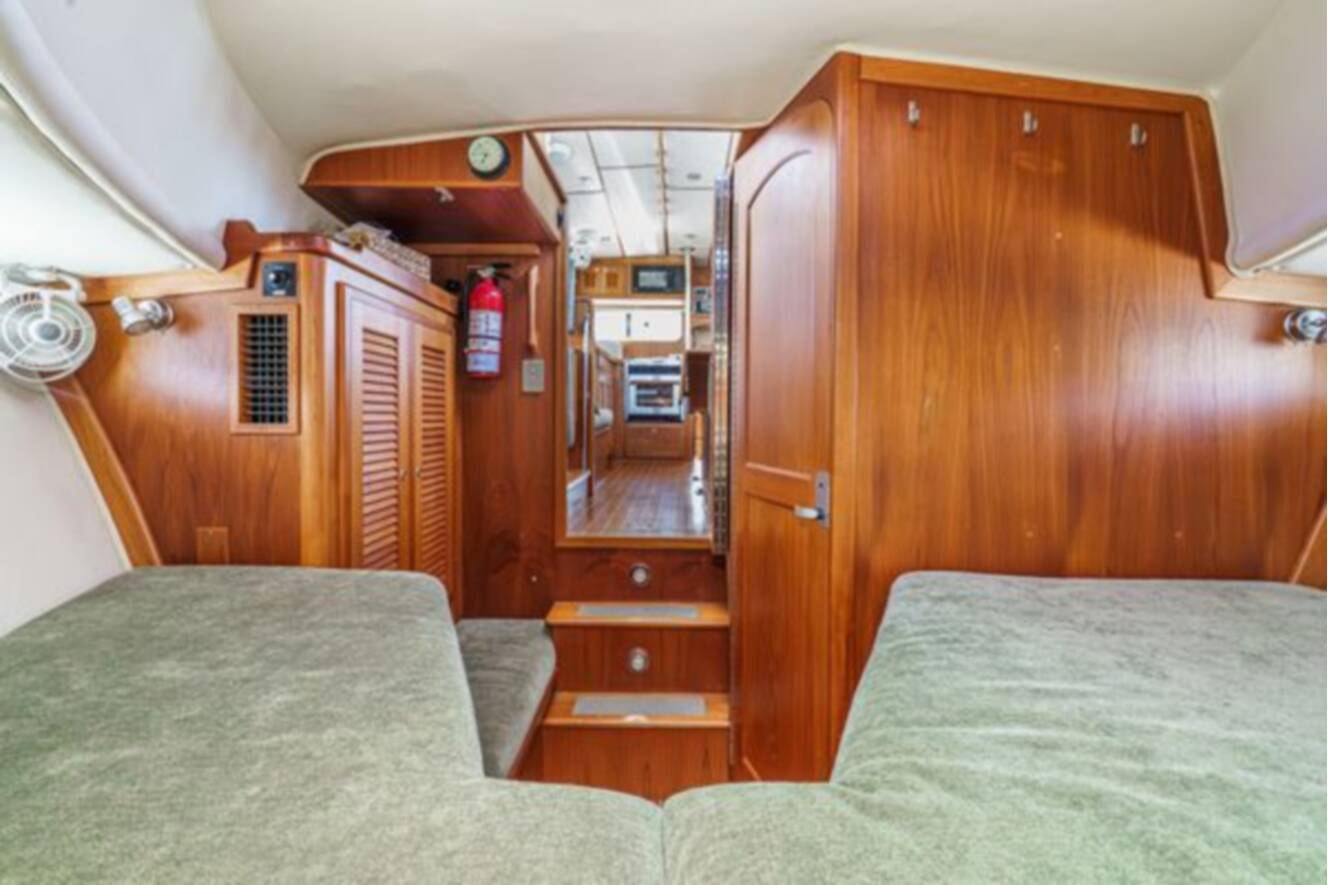 A photo of this 2003 Pacific Seacraft 38T FAST TRAWLER