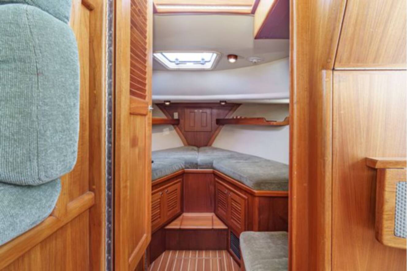 A photo of this 2003 Pacific Seacraft 38T FAST TRAWLER