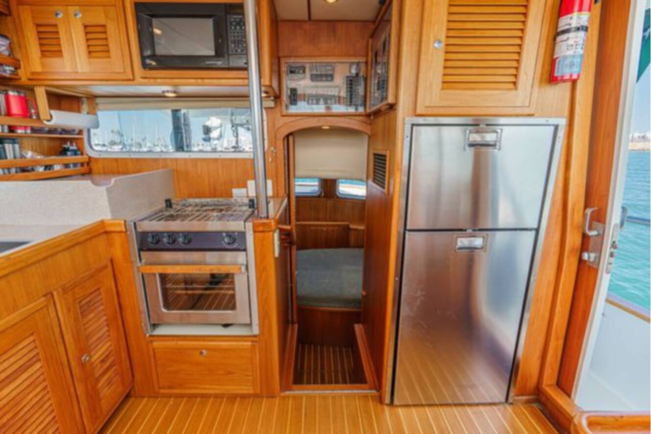 A photo of this 2003 Pacific Seacraft 38T FAST TRAWLER
