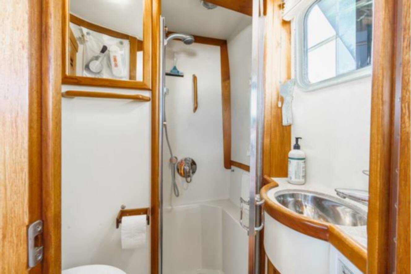 A photo of this 2003 Pacific Seacraft 38T FAST TRAWLER