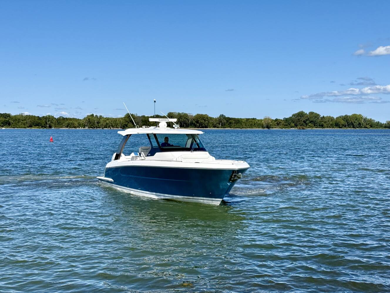 A photo of this 2027 Tiara Yachts 39LS