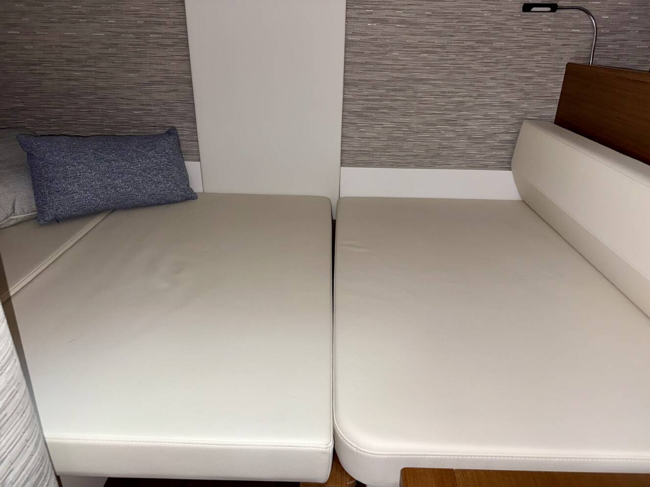 A photo of this 2027 Tiara Yachts 39LS
