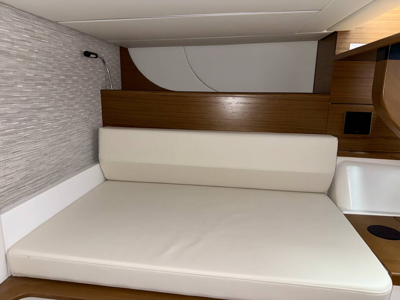 A photo of this 2027 Tiara Yachts 39LS
