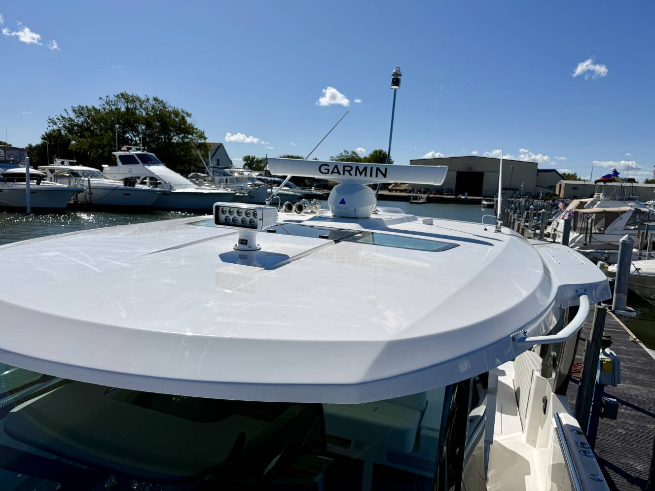 A photo of this 2027 Tiara Yachts 39LS