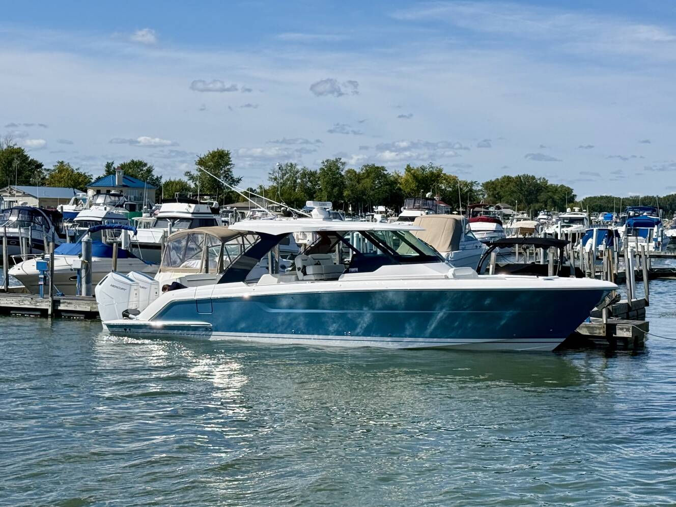 A photo of this 2027 Tiara Yachts 39LS