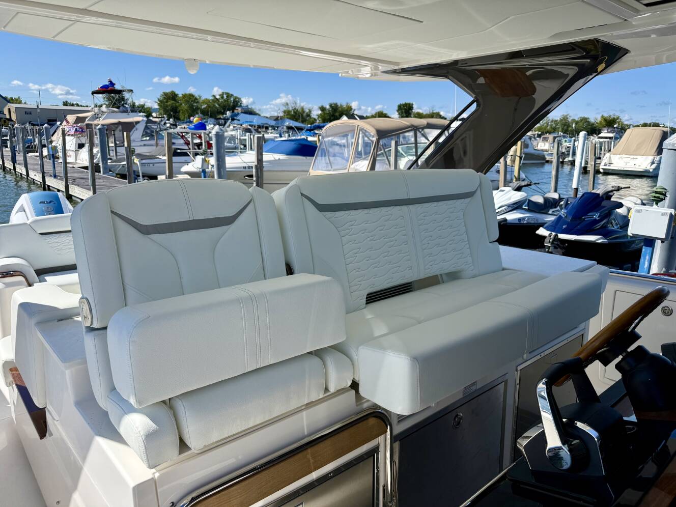 A photo of this 2027 Tiara Yachts 39LS