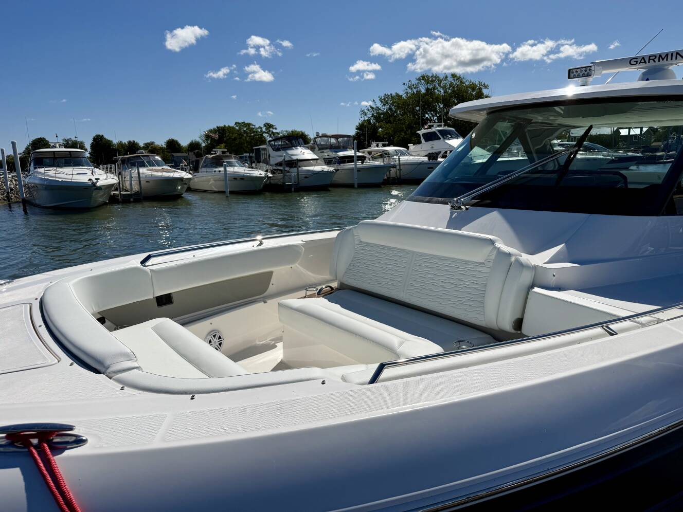 A photo of this 2027 Tiara Yachts 39LS