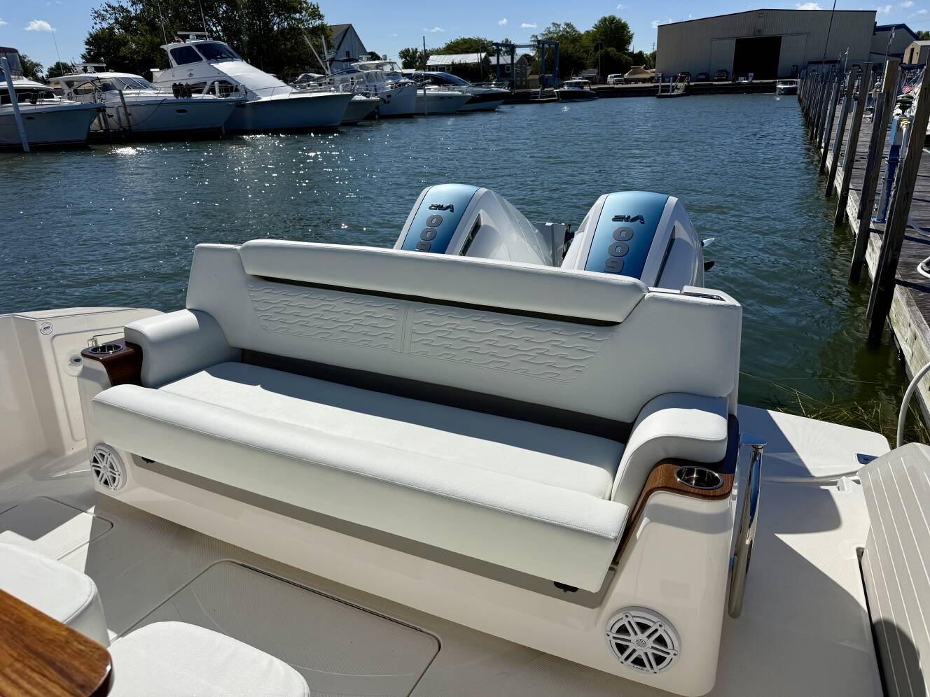 A photo of this 2027 Tiara Yachts 39LS