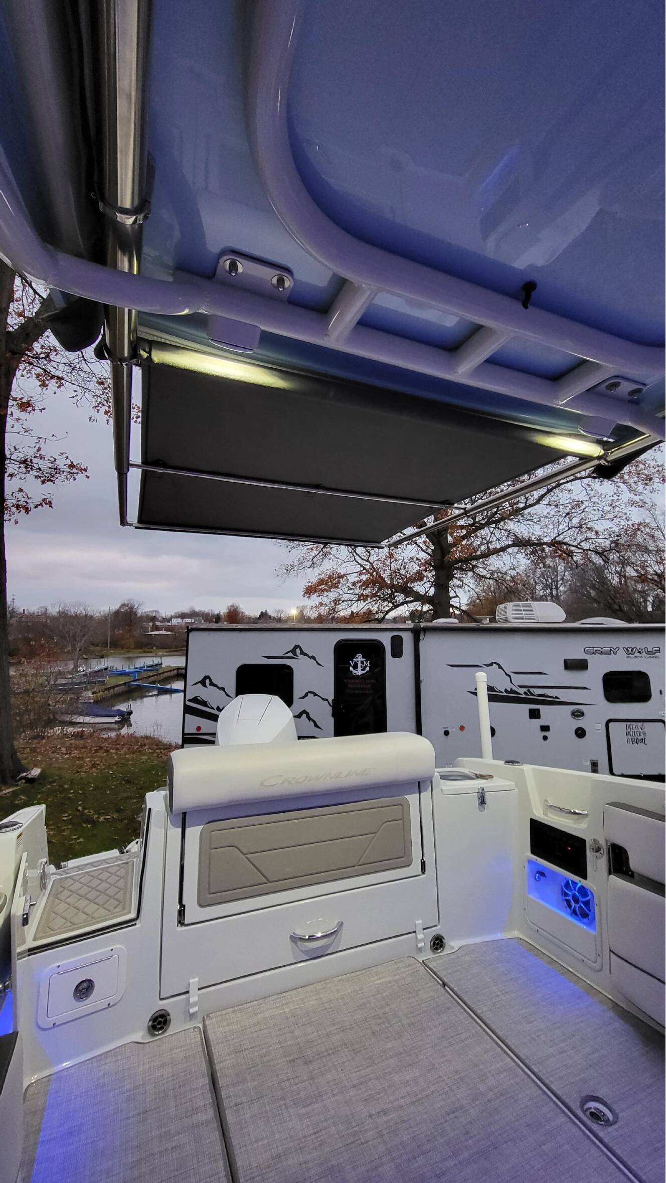 A photo of this 2025 Finseeker 240 Finseeker DC w/ 300 HP DTS Mercury Outboard & Alumi