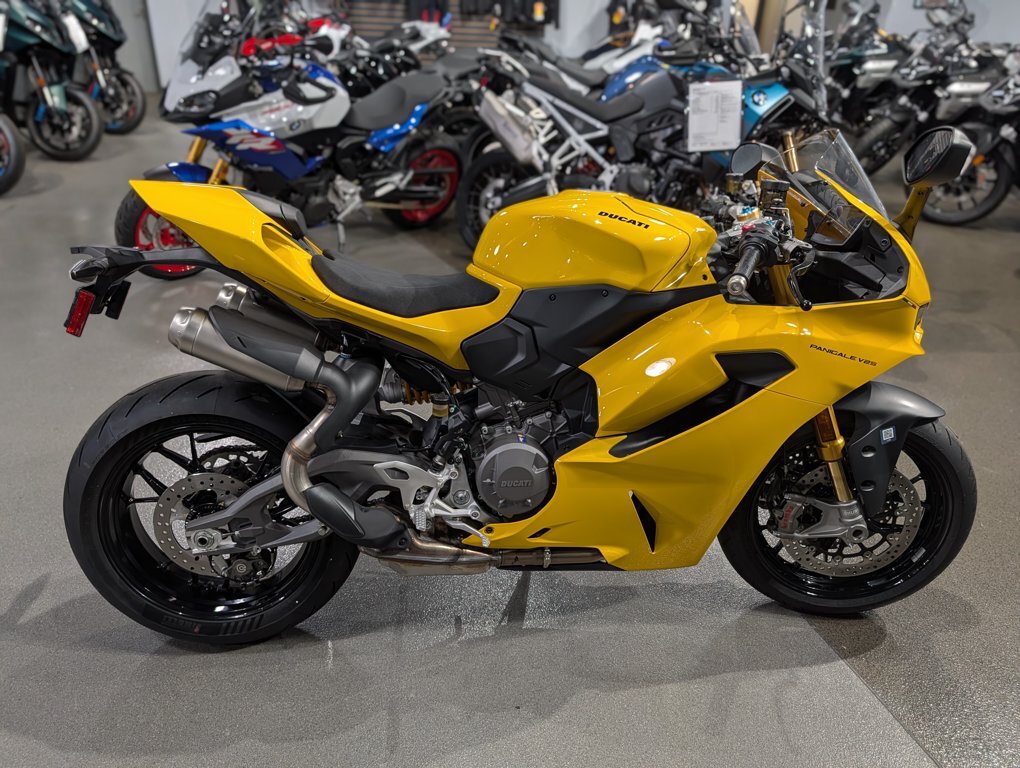 2026 Ducati Panigale V2S Ducati Yellow V2 S in Greensboro, NC