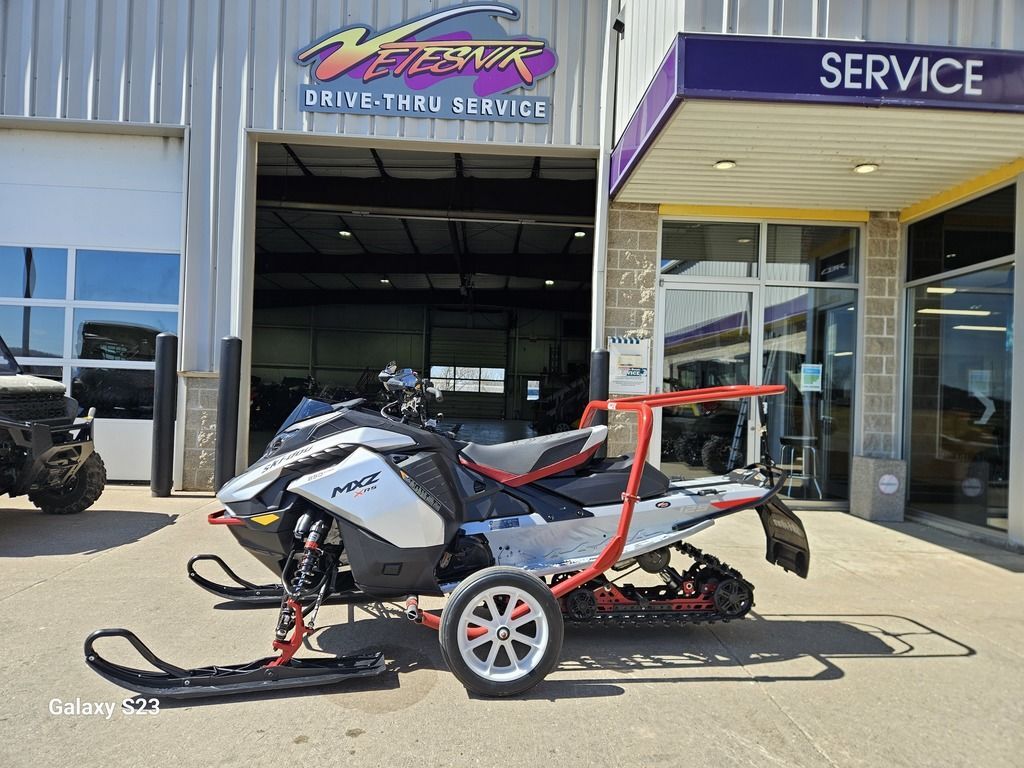 2024 Ski-Doo MXZ® X-RS® Rotax® 850 E-TEC 129 RipSaw 1.25 Shox 10. in richland center WI