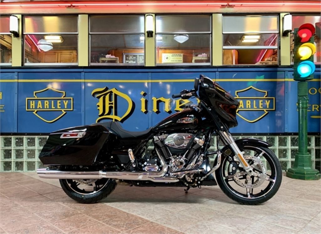 2024 Harley-Davidson® FLHX - Street Glide® FLHX in Bedford Heights, OH