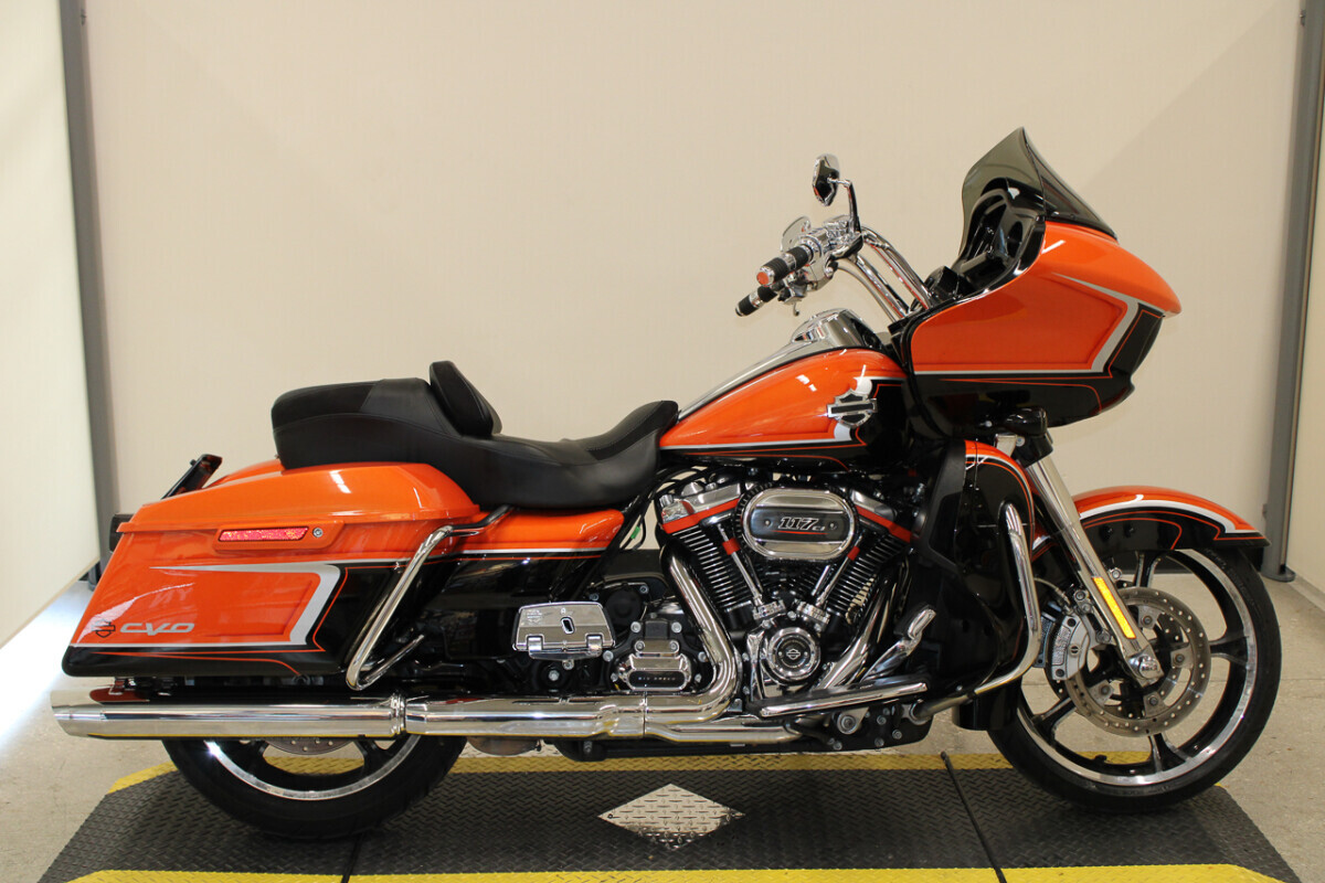 2022 Harley-Davidson CVO Road Glide Limited CVO ROAD GLIDE in Miami, FL
