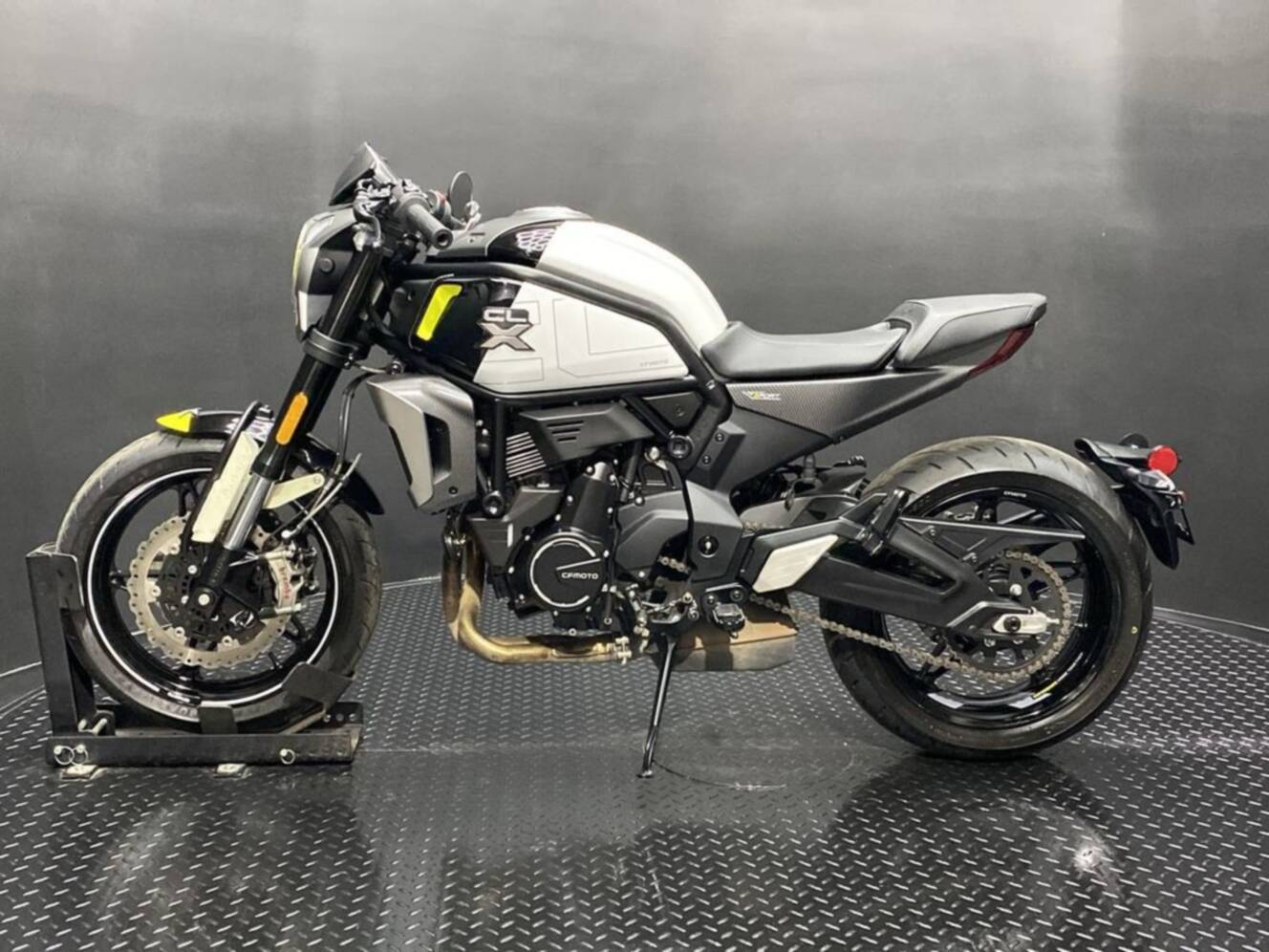 A photo of this 2022 CFMOTO 700CL-X Sport