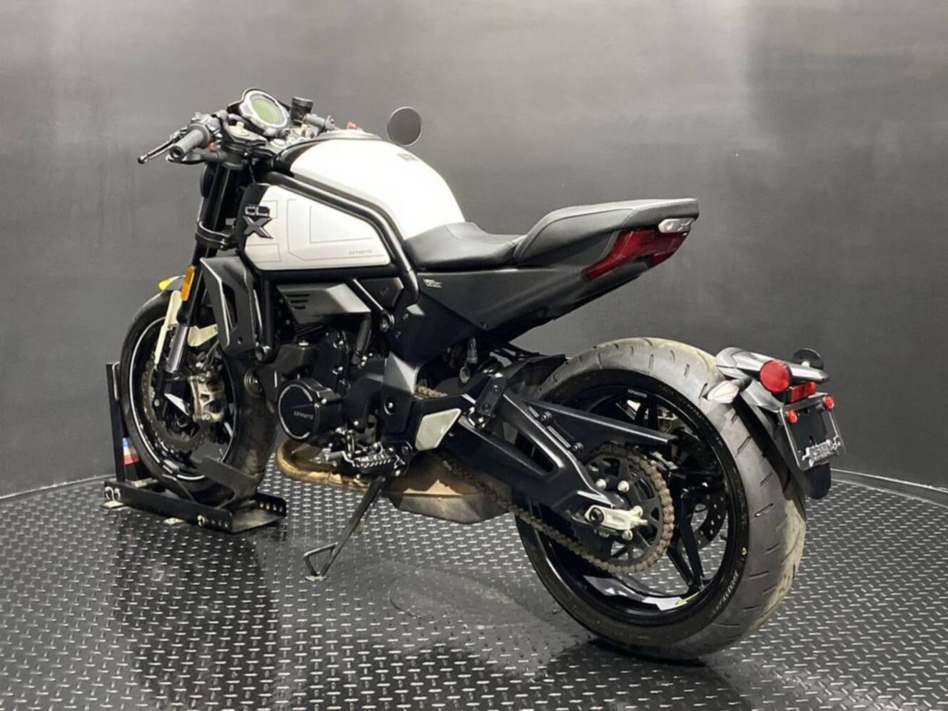 A photo of this 2022 CFMOTO 700CL-X Sport