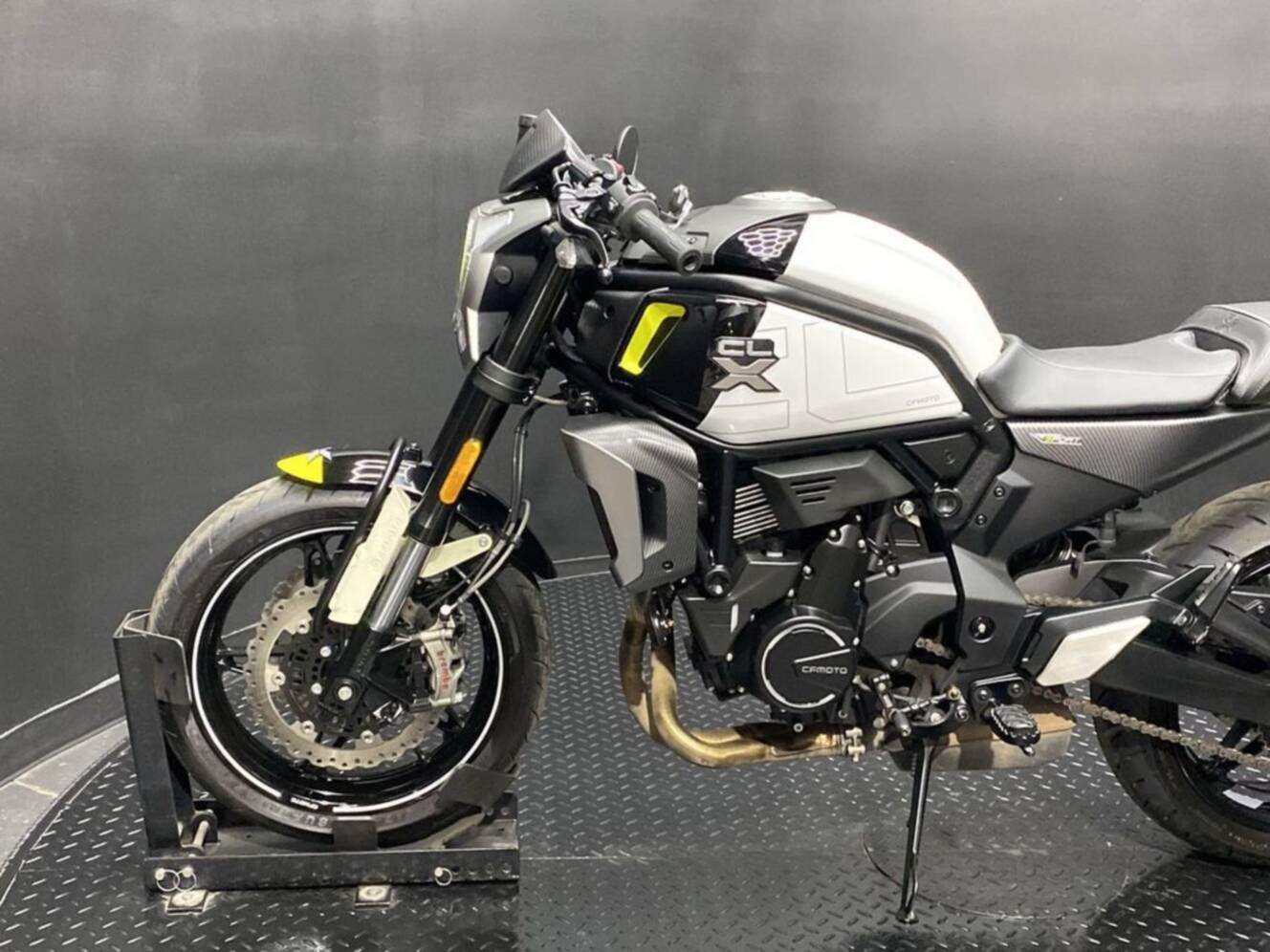 A photo of this 2022 CFMOTO 700CL-X Sport