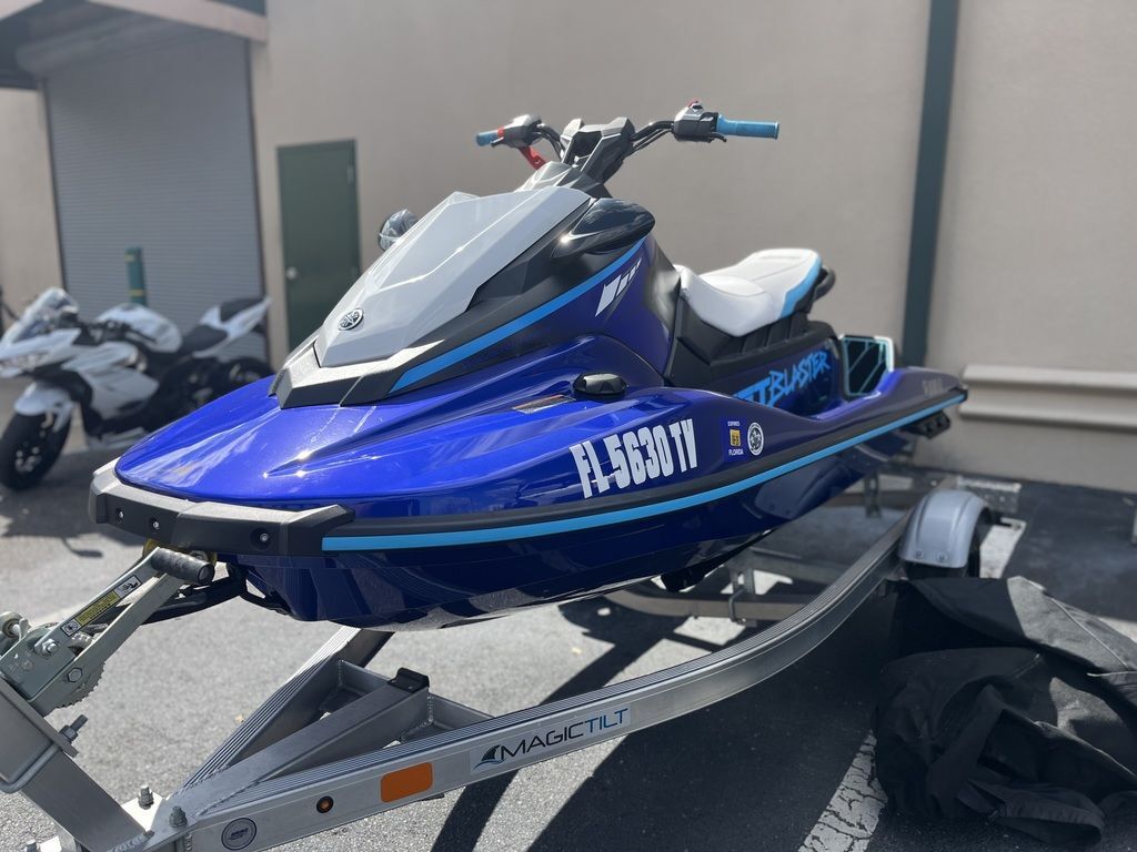 2024 Yamaha JetBlaster® Stand Up jet ski