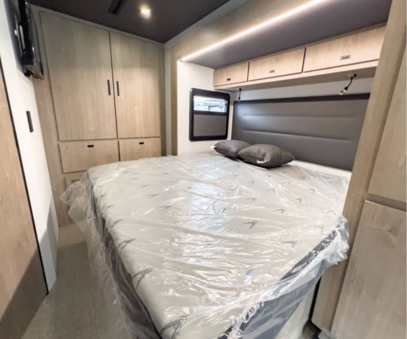 A photo of this 2026 Grand Design LINEAGE SERIES M 25FW-FBP