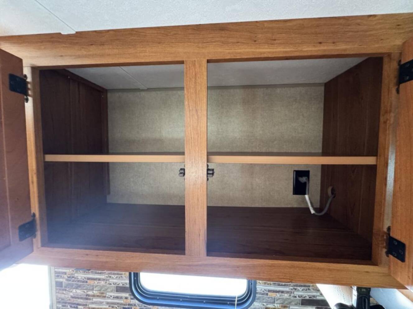 A photo of this 2015 Starcraft AR-ONE MAXX 27BHS