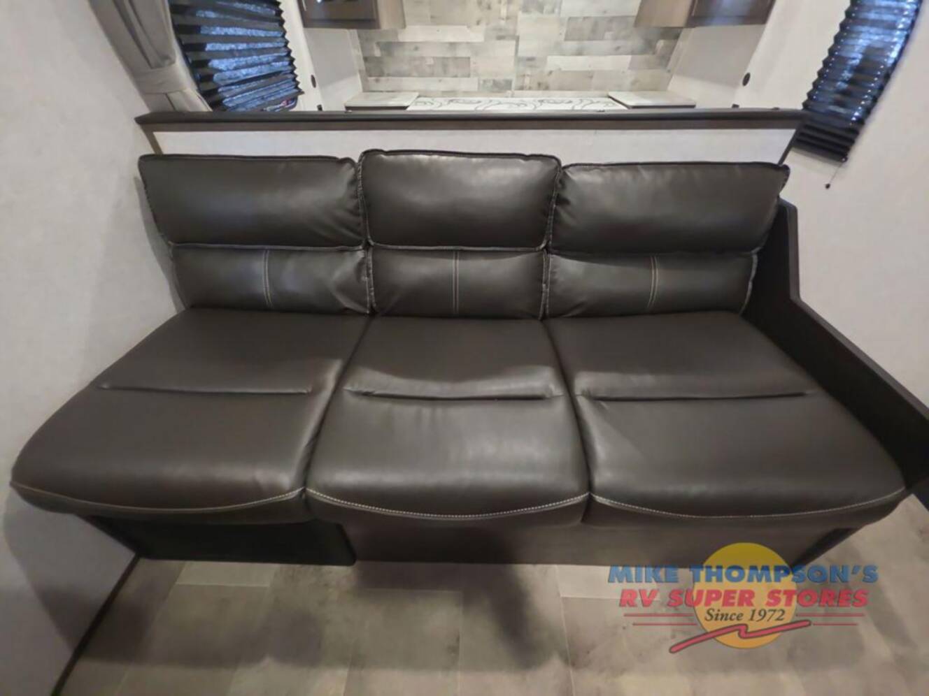 A photo of this 2021 Dutchmen Rv Coleman Lantern LT Series 274BHWE