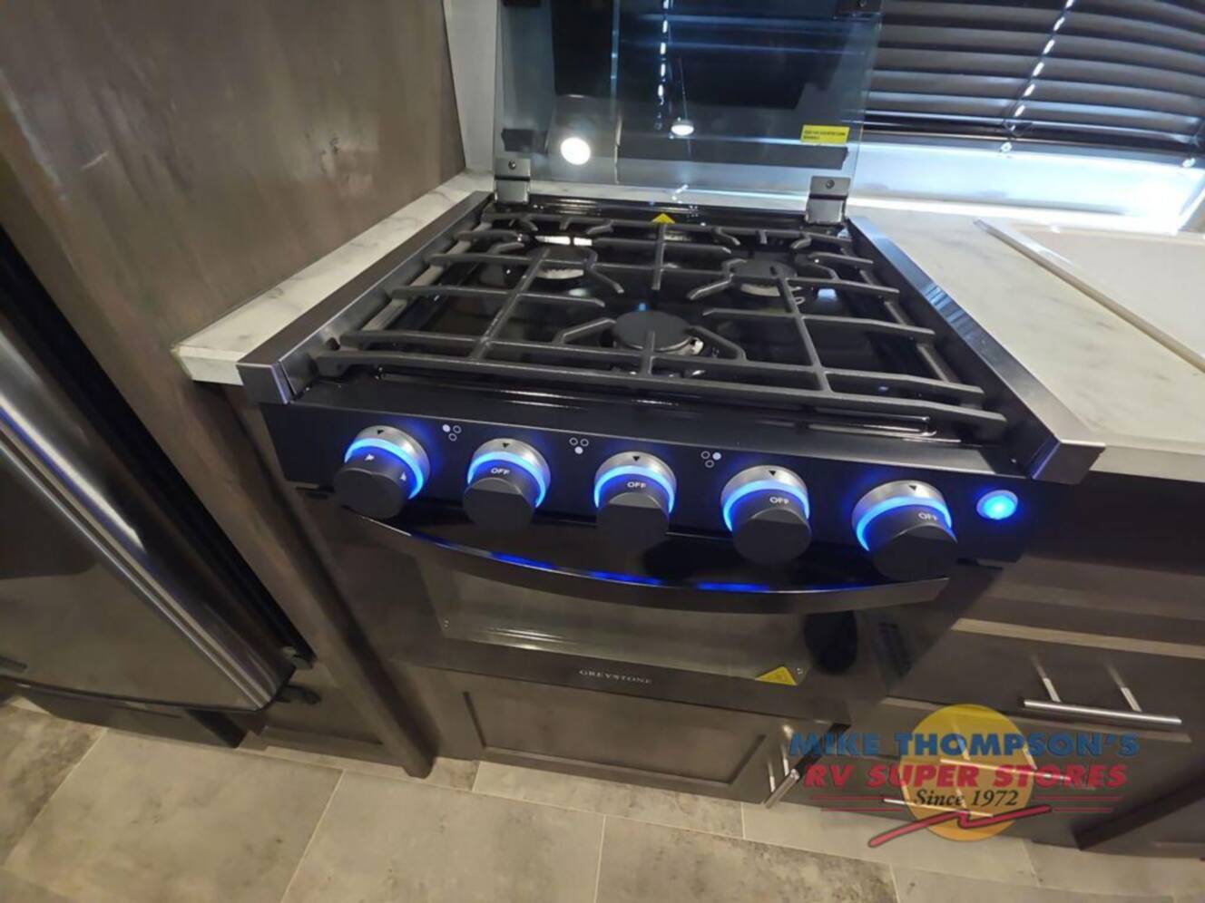 A photo of this 2021 Dutchmen Rv Coleman Lantern LT Series 274BHWE