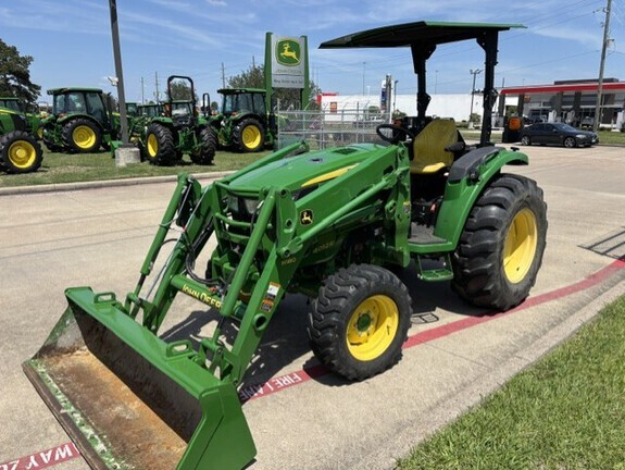 2014 John Deere 4052R in Robstown, TX