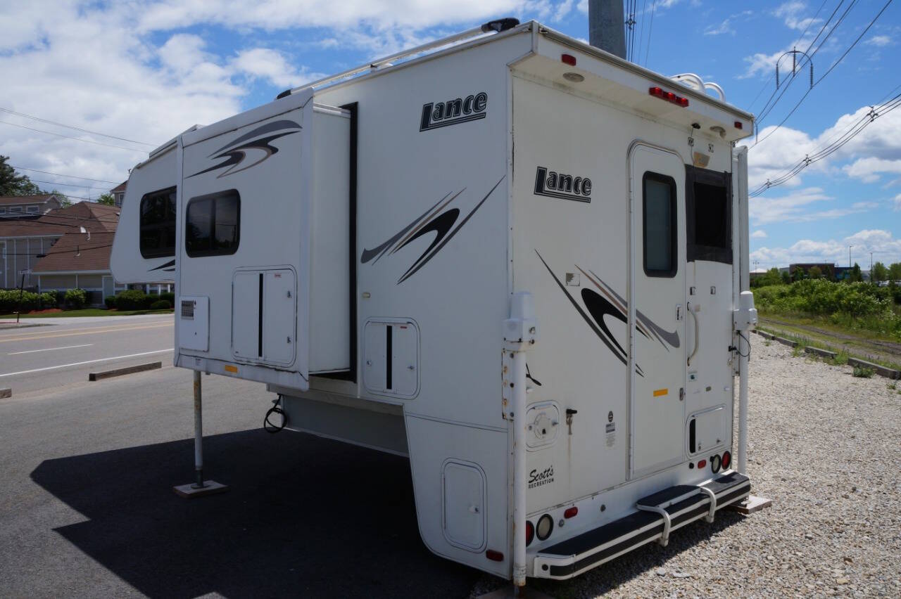 2008 Lance 992 in salem NH