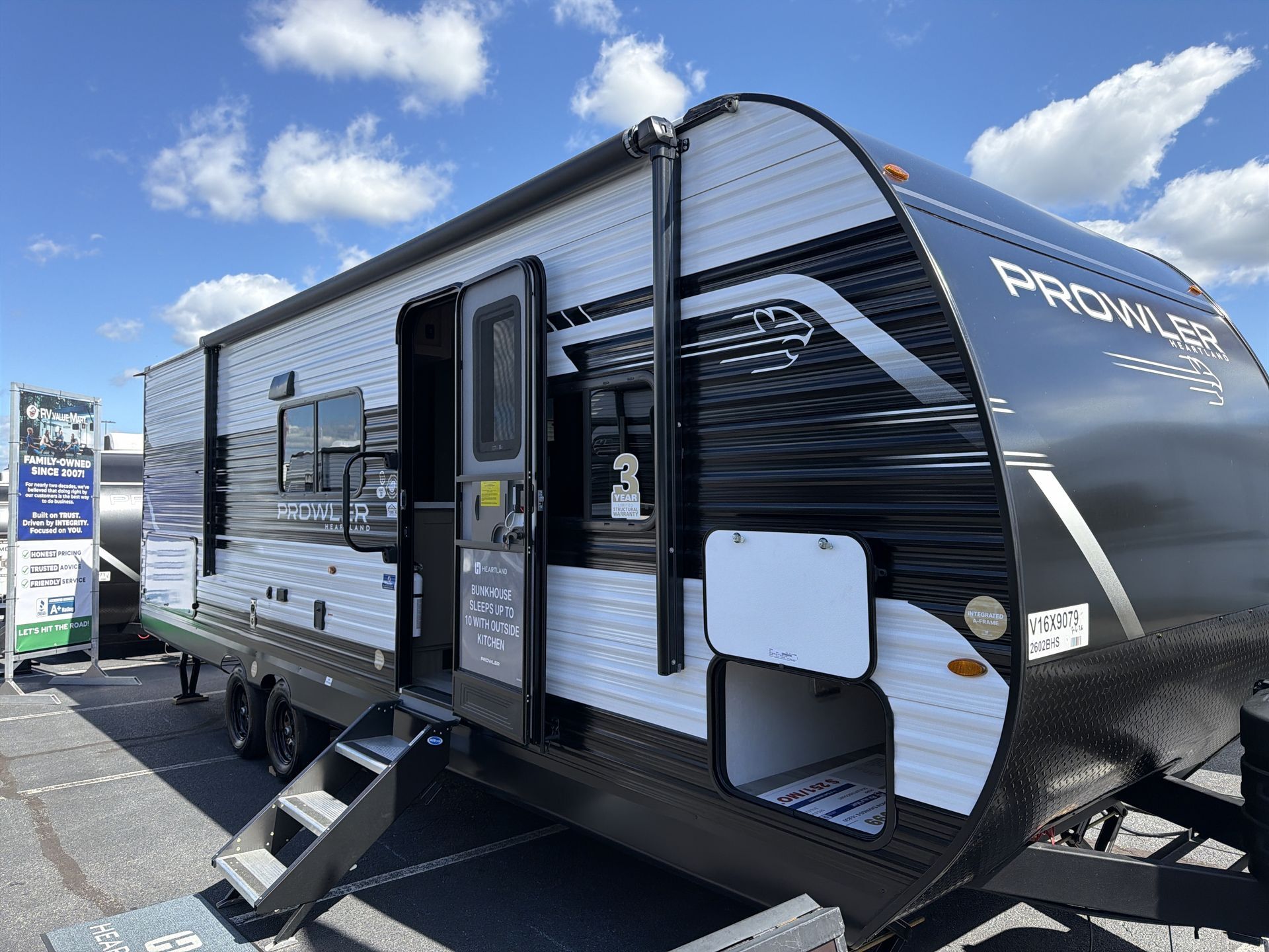 2027 Heartland Prowler 2602BHS in manheim PA