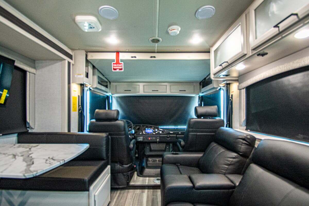 2027 Fleetwood Flair 32S in alvarado TX