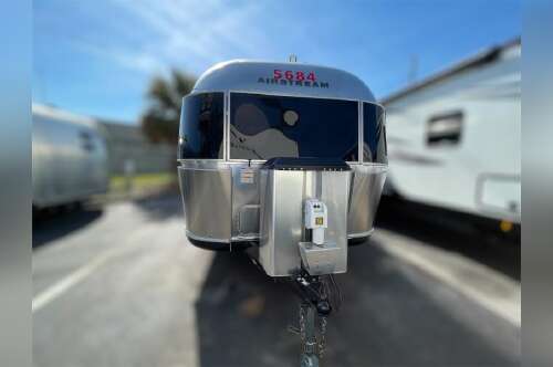 2019 Airstream Classic 33FB in nokomis FL