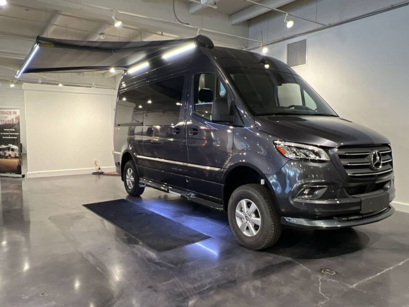 A photo of this 2025 Airstream Interstate 19