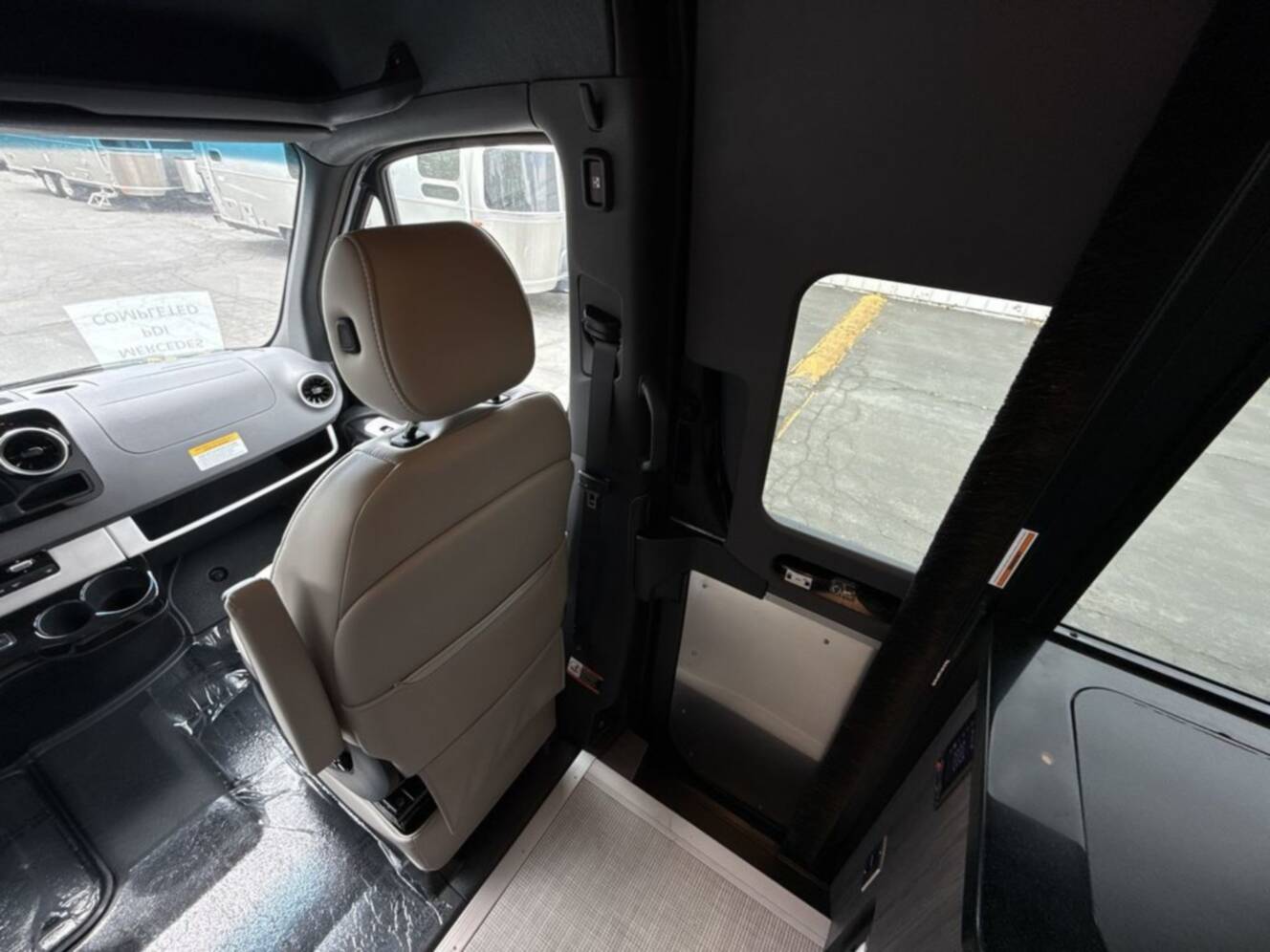A photo of this 2025 Airstream Interstate 19