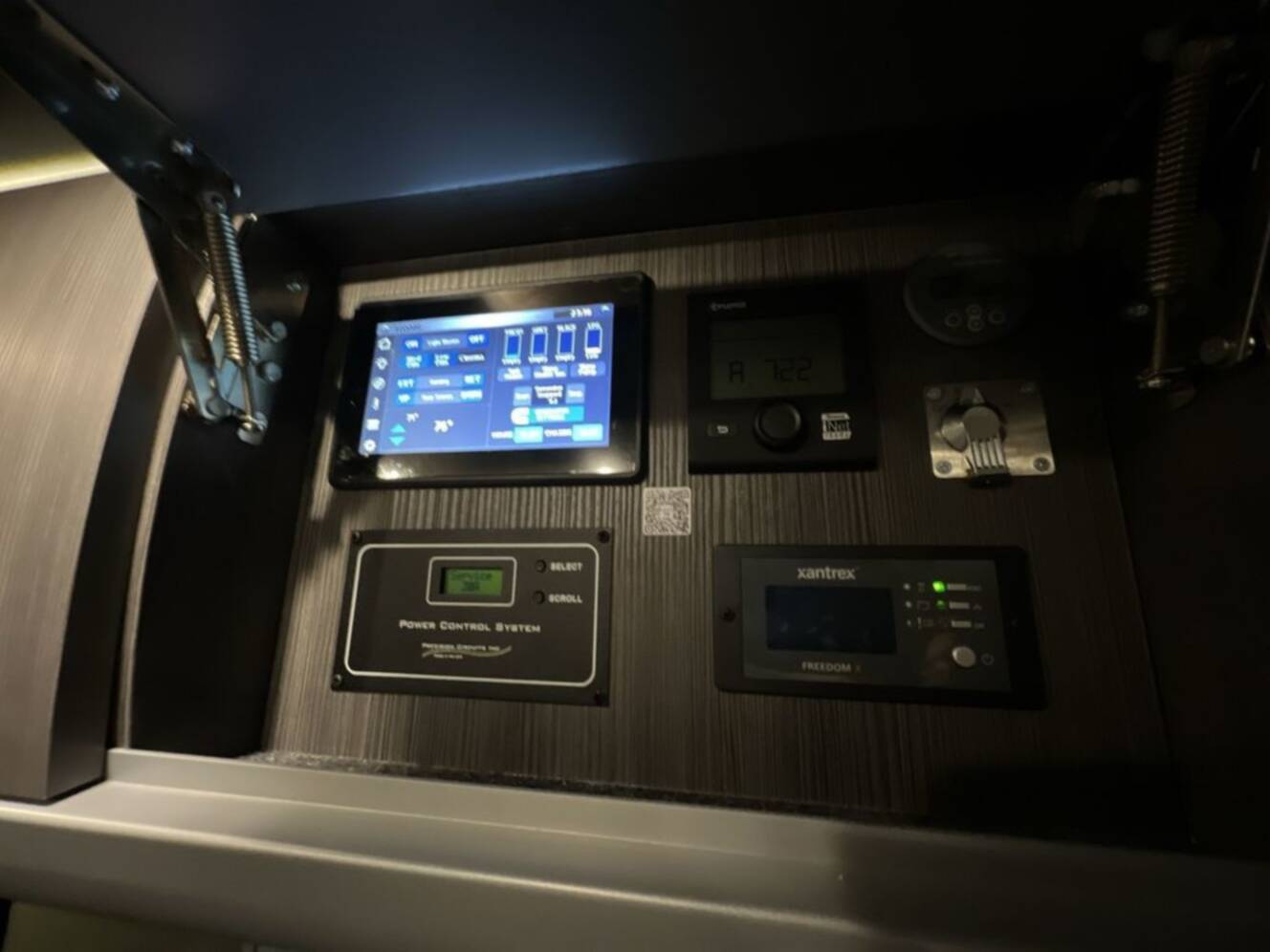 A photo of this 2025 Airstream Interstate 19