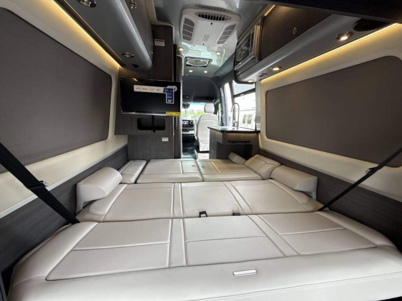 A photo of this 2025 Airstream Interstate 19