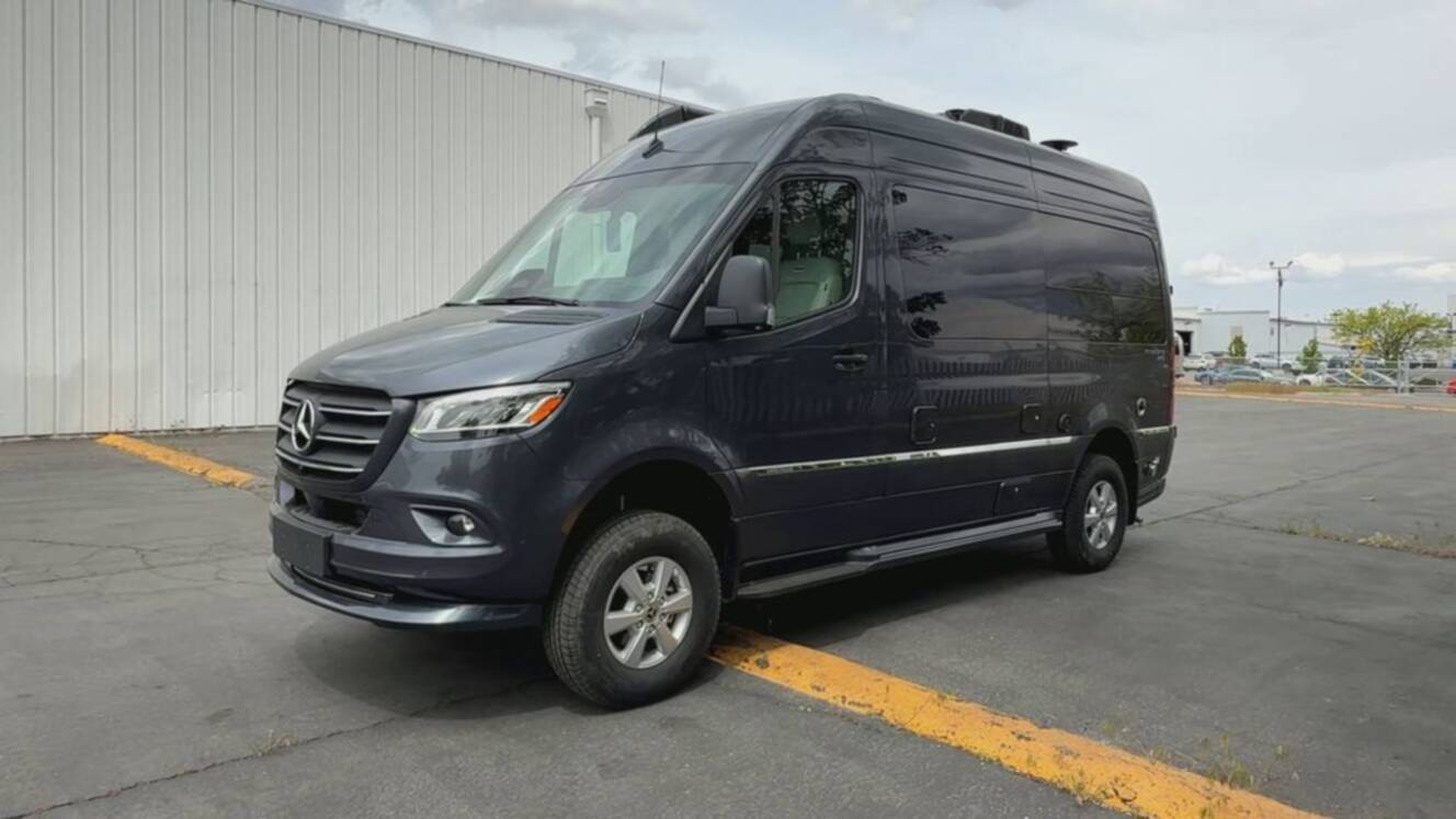 A photo of this 2025 Airstream Interstate 19