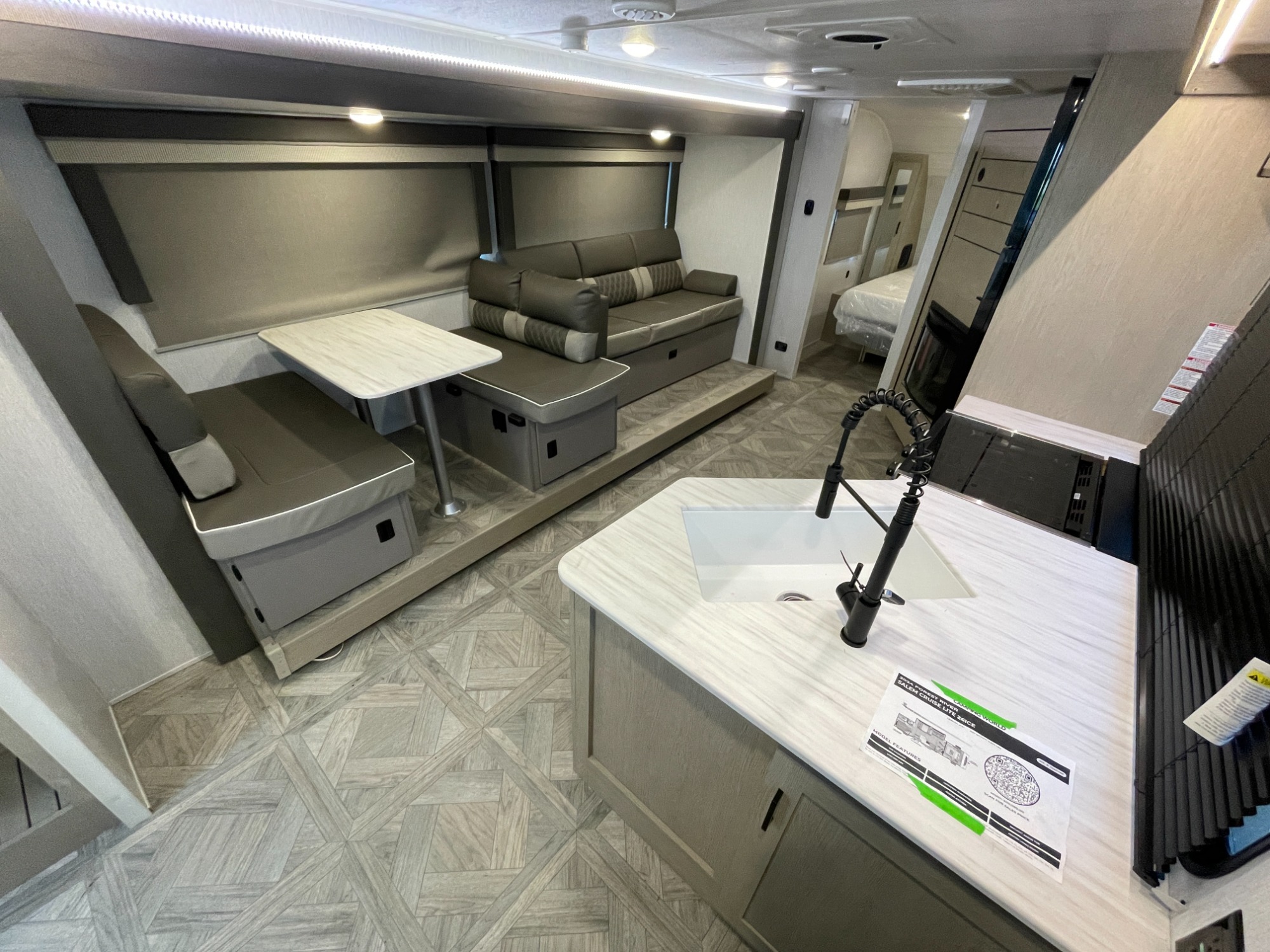 2024 Forest River SALEM CRUISE LITE 26ICE in monticello MN