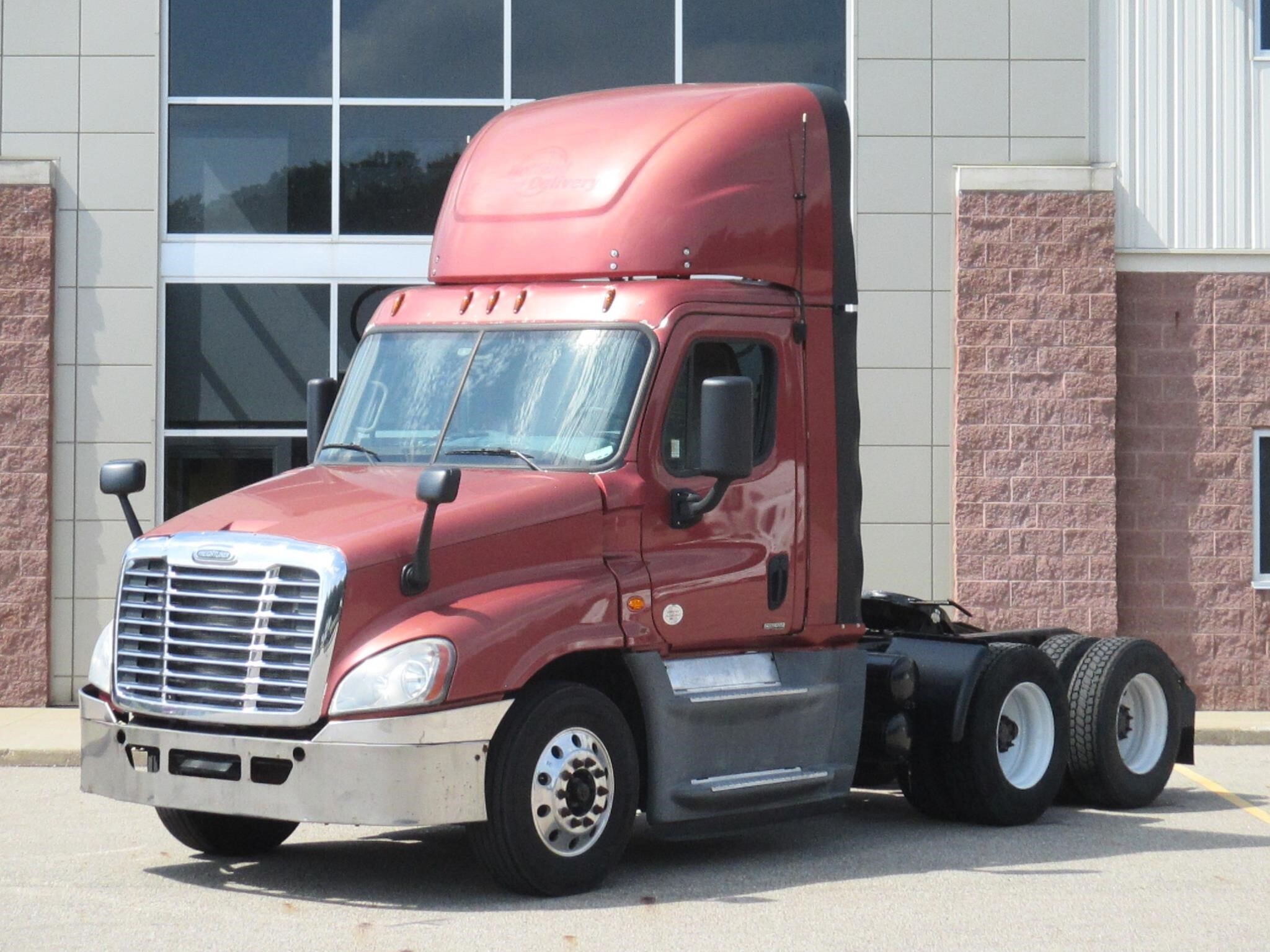 2016 FREIGHTLINER CASCADIA 125 in Grand Rapids, MI