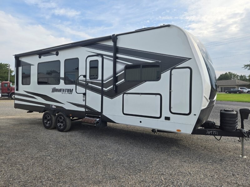 2023 Grand Design MOMENTUM G-CLASS 25G in delta OH