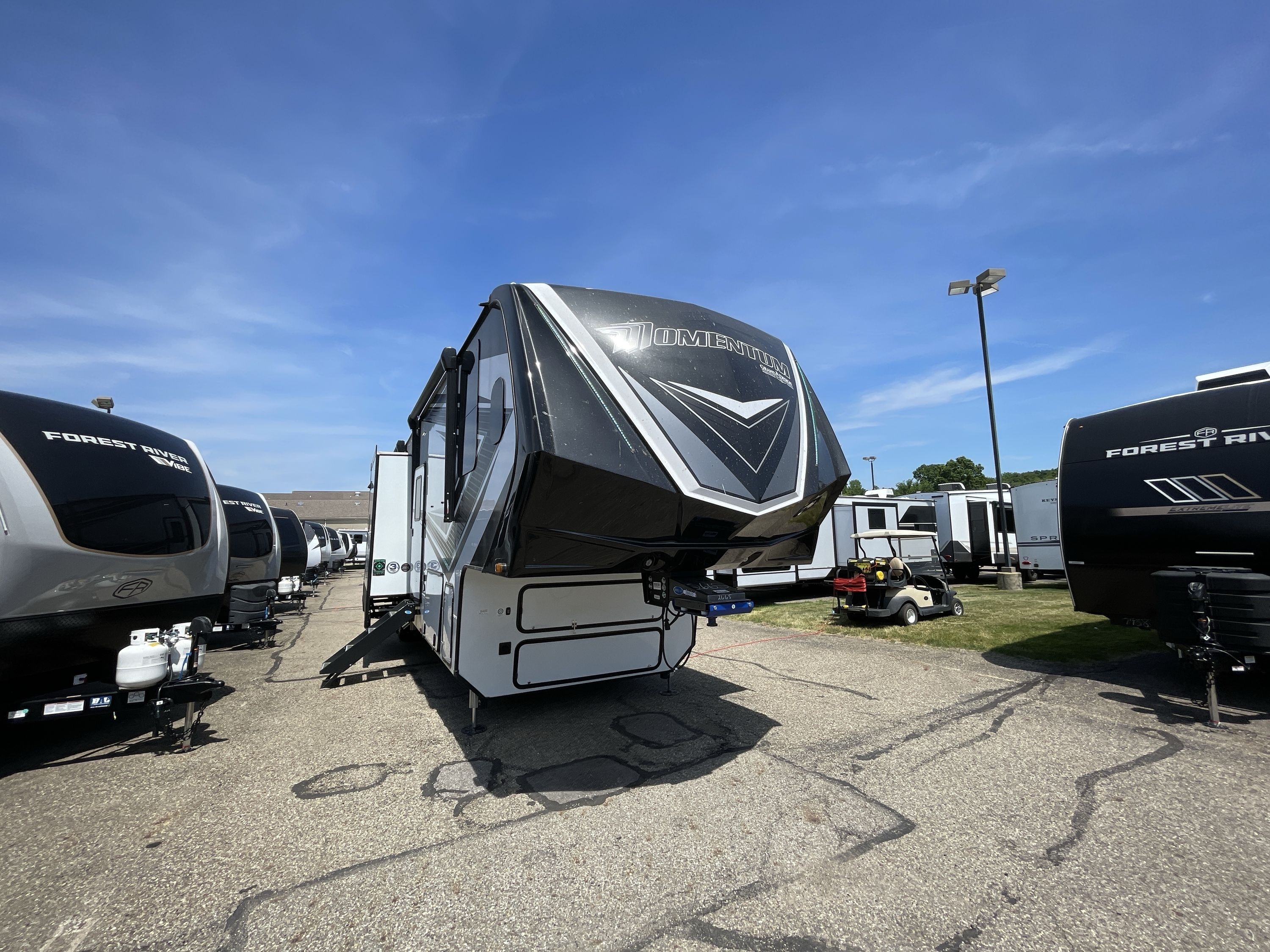 2024 Grand Design MOMENTUM 399TH in akron OH